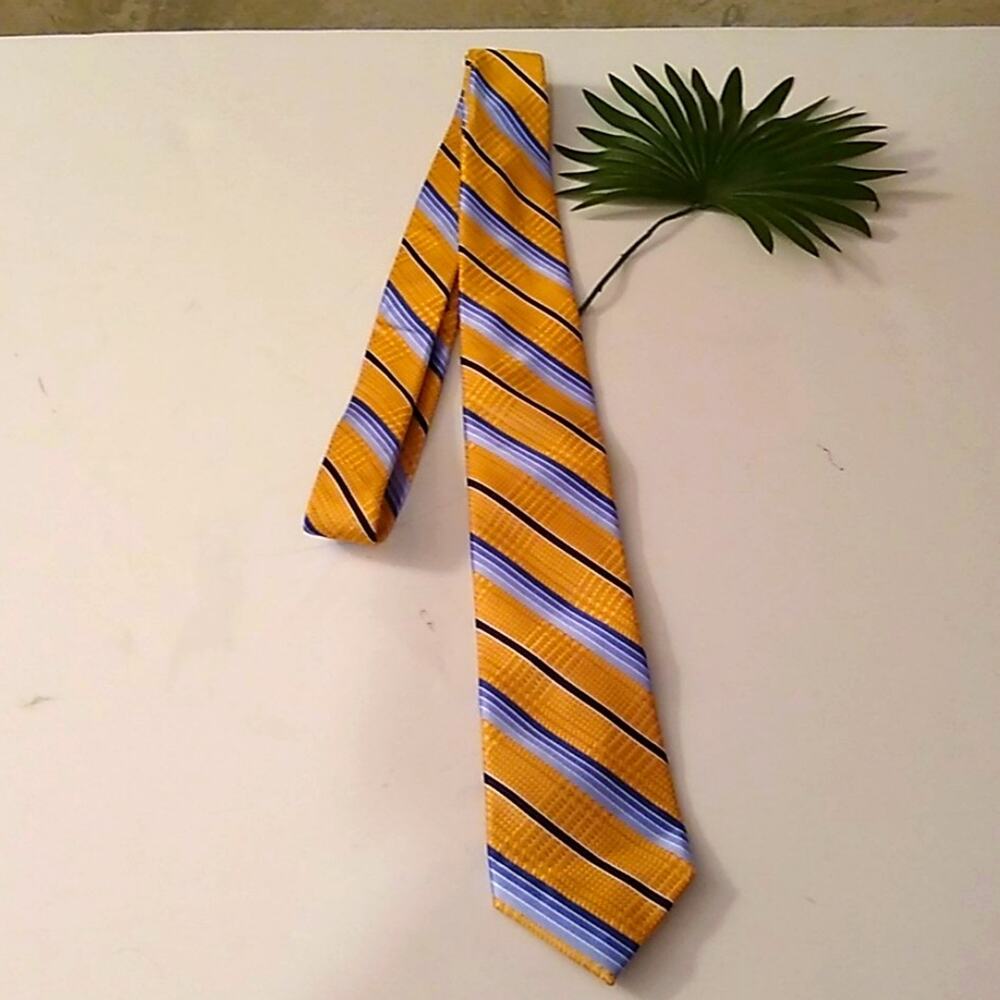 Joseph Abboud tie. 100% Silk Work, Office